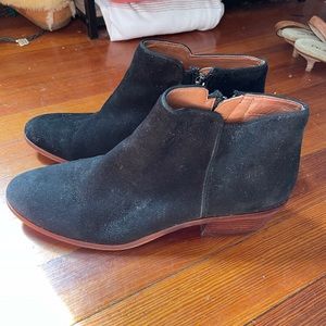 Sam Edelman black suede ankle bootie size 8.5